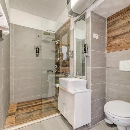 Lorenzzo Diocletian's Palazzo Storico Готель 4*