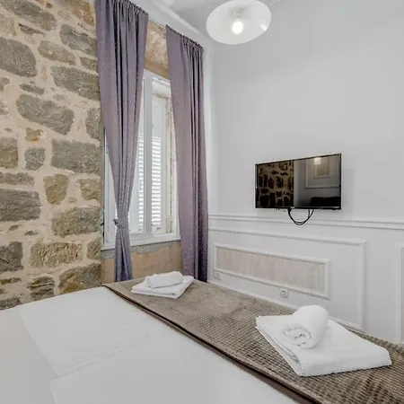 Lorenzzo Diocletian's Palazzo Storico 4* Σπλιτ